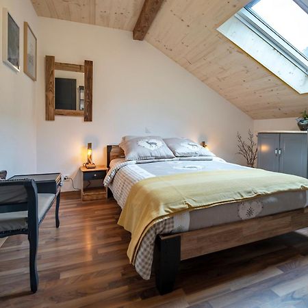 B&B Restaurant Le Pernollet Evionnaz Eksteriør billede