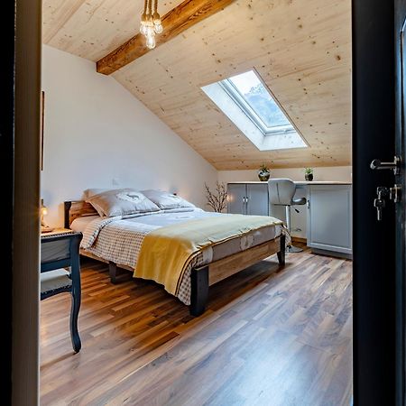 B&B Restaurant Le Pernollet Evionnaz Eksteriør billede
