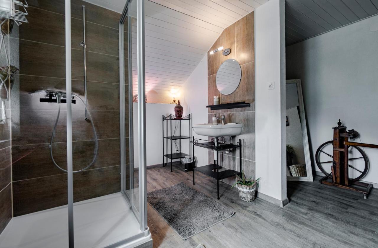 B&B Restaurant Le Pernollet Evionnaz Eksteriør billede