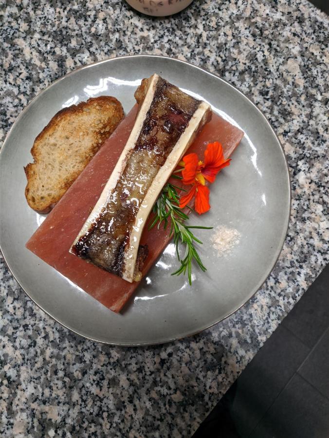 B&B Restaurant Le Pernollet Evionnaz Eksteriør billede