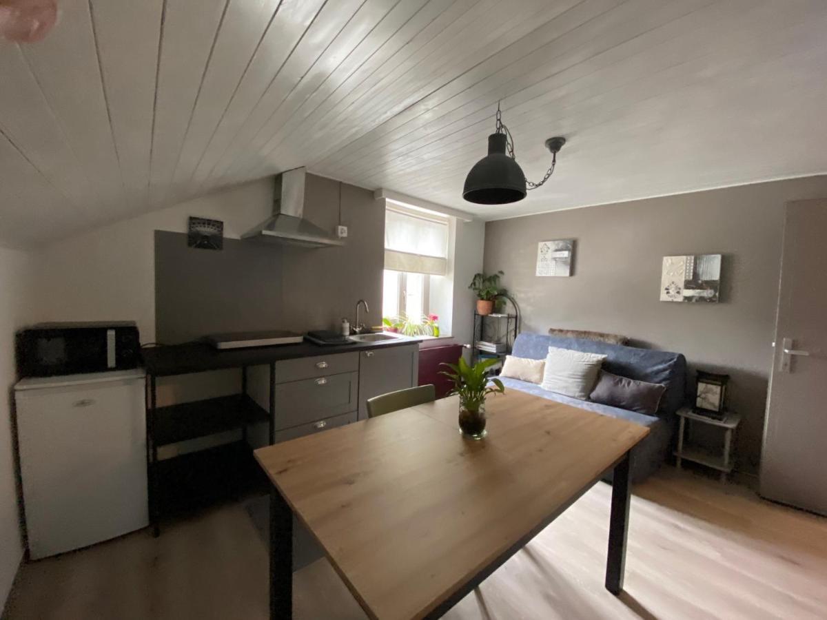 B&B Restaurant Le Pernollet Evionnaz Eksteriør billede