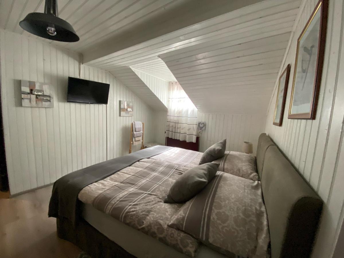 B&B Restaurant Le Pernollet Evionnaz Eksteriør billede