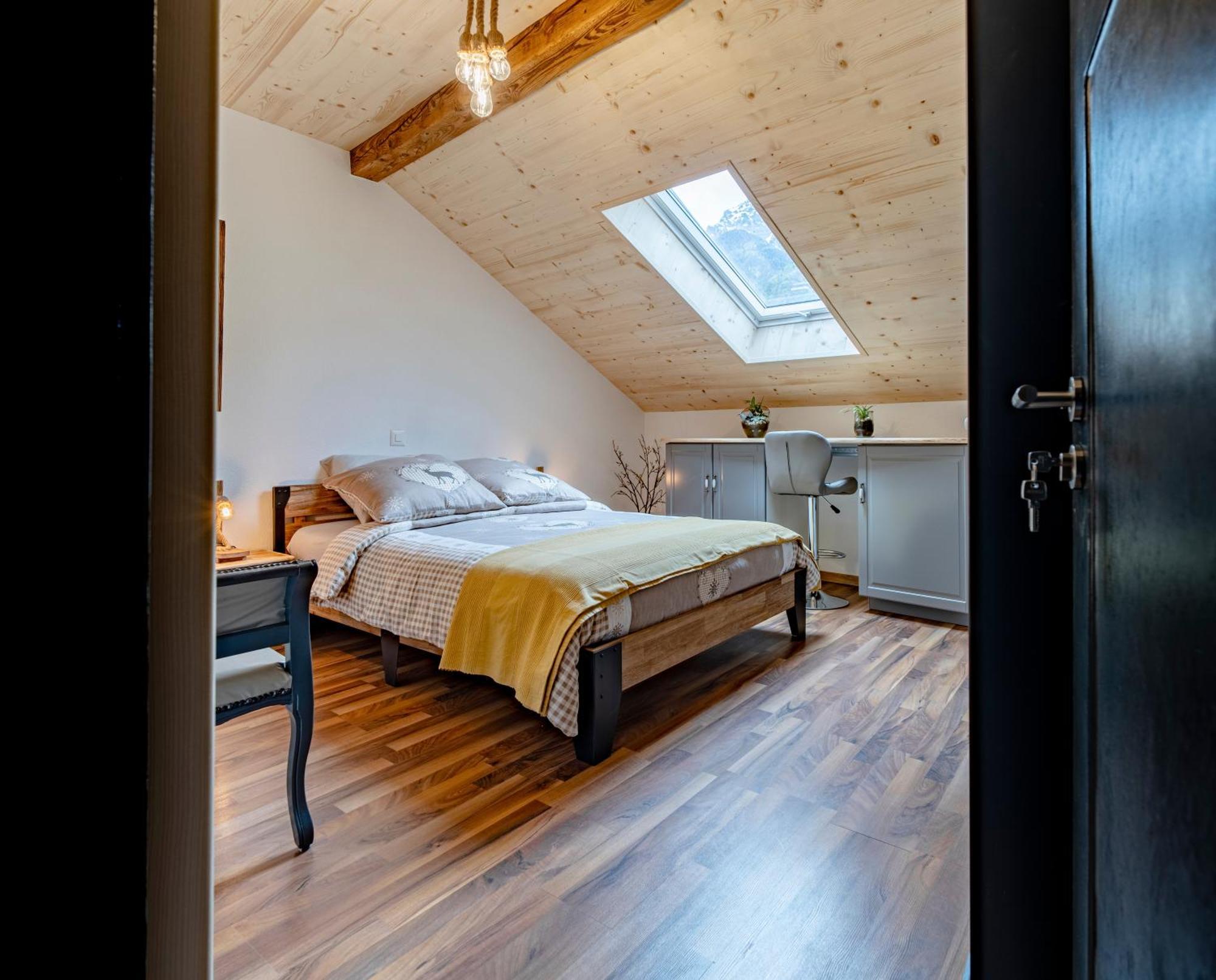 B&B Restaurant Le Pernollet Evionnaz Eksteriør billede